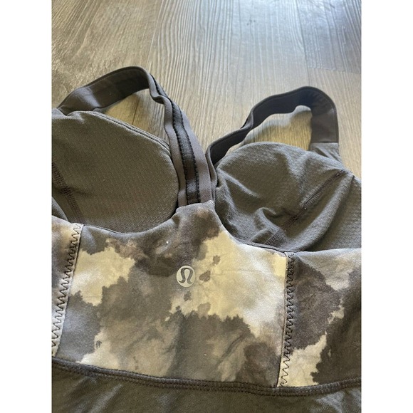 Lululemon Halter Tank Top With Built In Shelf Bra Women’s Gray/White - Picture 2 of 4